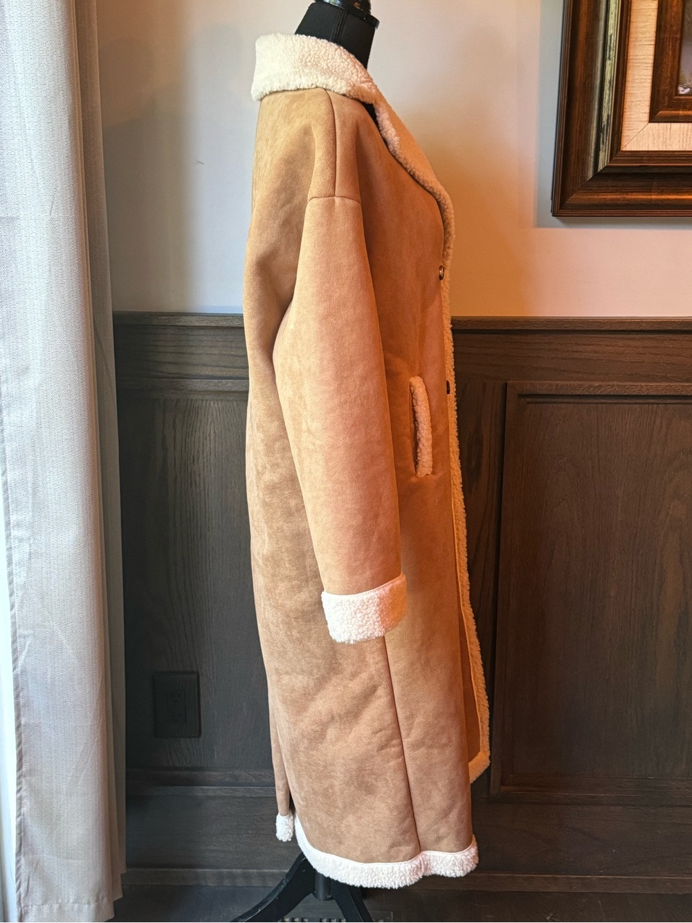 Yozy Long Double-Breasted Shearling-Trim Trench Coat in Camel NWT Medium - Picture 5 of 9